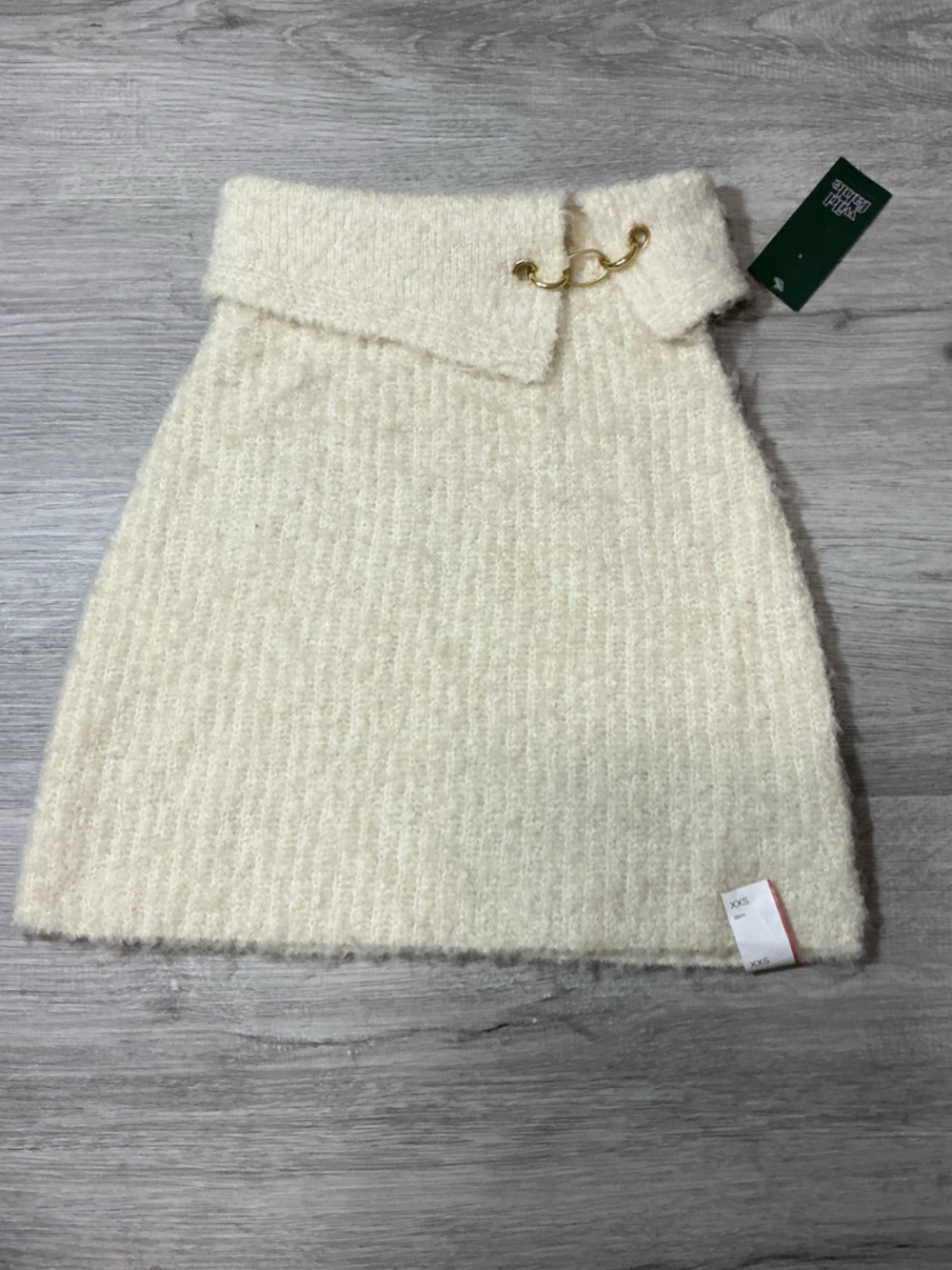 wild fable Cream Textured Mini Skirt with Gold Accent